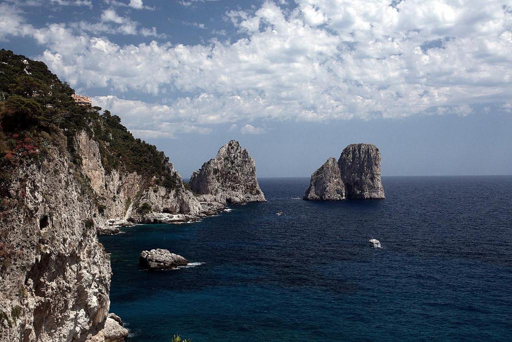 Le Ginestre Di Capri Bb & Holiday House Anacapri  Eksteriør billede